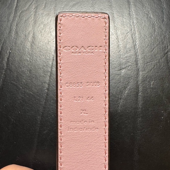 Coach Gray and Lavender Reversible Leather Belt with Silver Buckle - Picture 5 of 9